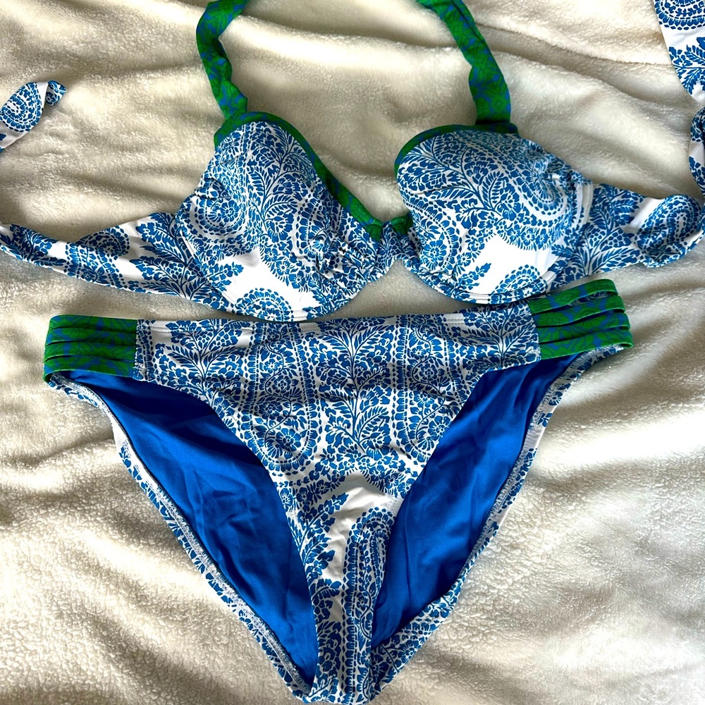 2 piece swimsuit